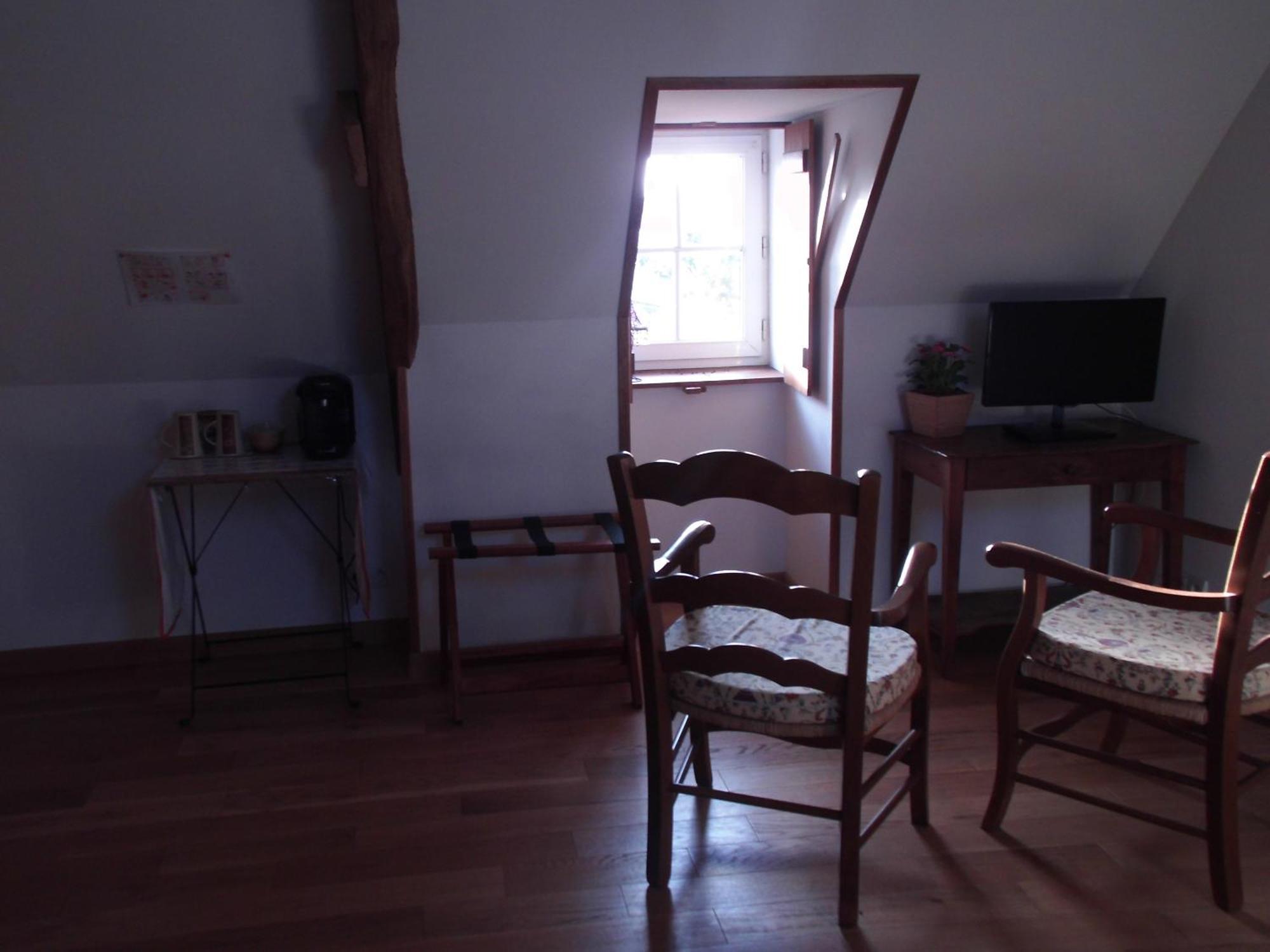 Le Clos Des Tilleuls D Day Home, Chambres D'Hotes, Suite Avec Sauna Privatif, Suite Avec Balneotherapie Privative, En Supplement Option Spa Bain A Remous La Vendelee Ruang foto